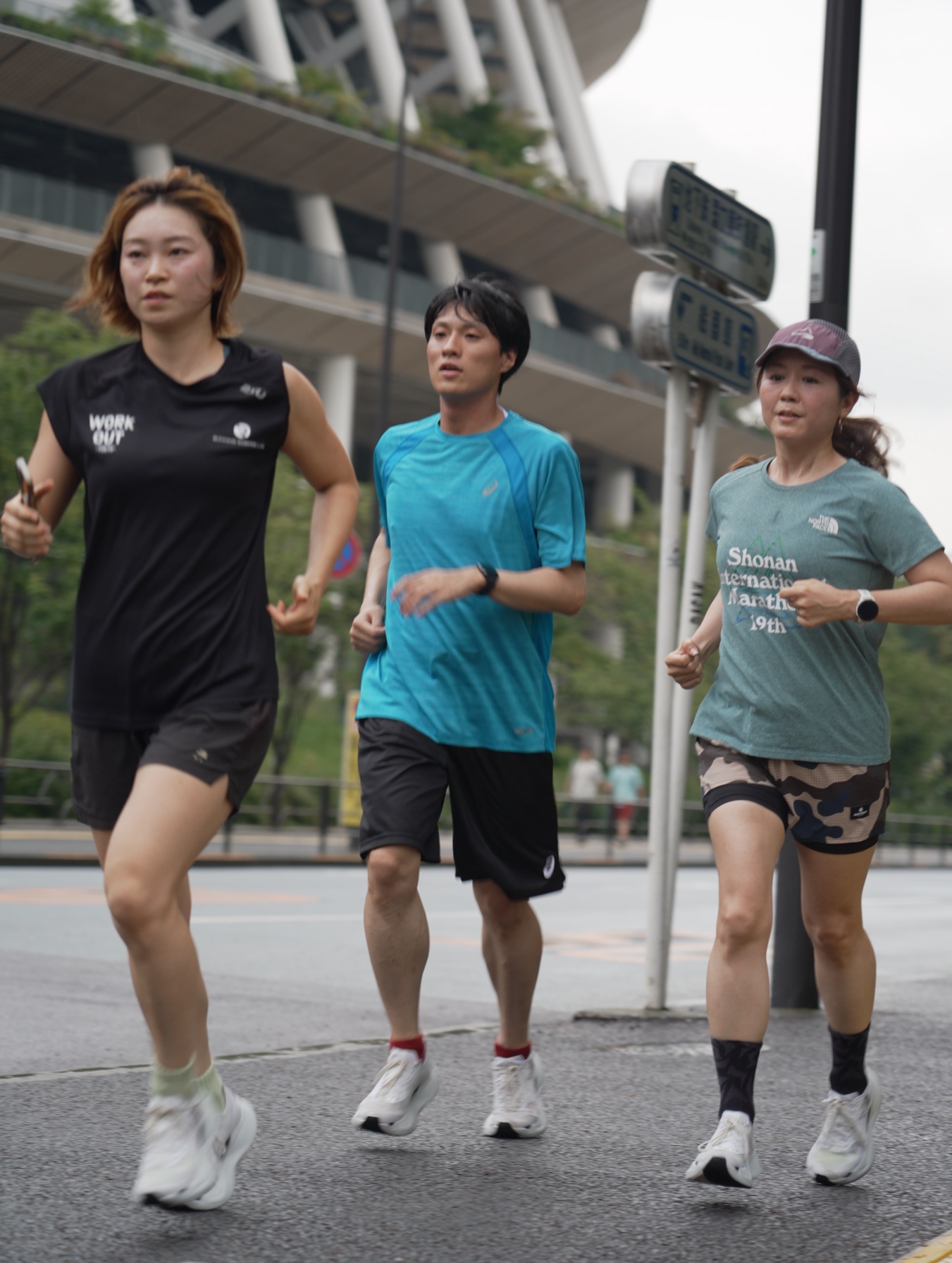 ペース走を走る参加者